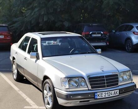 Мерседес Е-Класс 1994 в Днепре (Днепропетровске) на Automoto.ua Серый Мерседес Е-Класс, объемом двигателя 2.8 л и пробегом 303 тыс. км за 4350 $, фото 11 на Automoto.ua