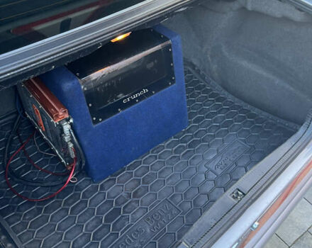 Серый Мерседес Е-Класс, объемом двигателя 2.5 л и пробегом 350 тыс. км за 7300 $, фото 11 на Automoto.ua