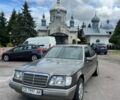 Серый Мерседес Е-Класс, объемом двигателя 2 л и пробегом 500 тыс. км за 1952 $, фото 1 на Automoto.ua