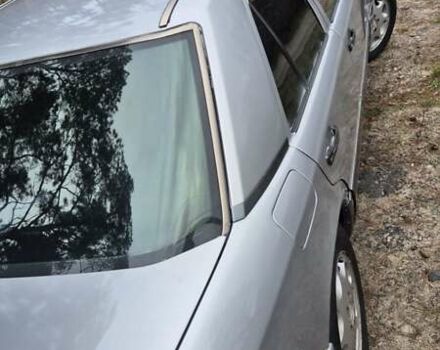 Сірий Мерседес Е-Клас, об'ємом двигуна 2 л та пробігом 547 тис. км за 2400 $, фото 31 на Automoto.ua