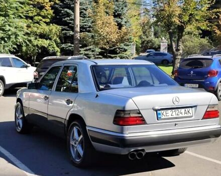 Мерседес Е-Класс 1994 в Днепре (Днепропетровске) на Automoto.ua Серый Мерседес Е-Класс, объемом двигателя 2.8 л и пробегом 303 тыс. км за 4350 $, фото 7 на Automoto.ua