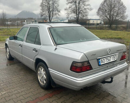 Сірий Мерседес Е-Клас, об'ємом двигуна 2.5 л та пробігом 450 тис. км за 3200 $, фото 3 на Automoto.ua