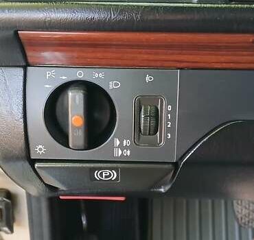 Сірий Мерседес Е-Клас, об'ємом двигуна 2.8 л та пробігом 391 тис. км за 3650 $, фото 14 на Automoto.ua