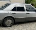 Серый Мерседес Е-Класс, объемом двигателя 3 л и пробегом 545 тыс. км за 5150 $, фото 4 на Automoto.ua