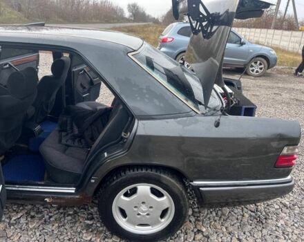 Сірий Мерседес Е-Клас, об'ємом двигуна 0 л та пробігом 353 тис. км за 3200 $, фото 12 на Automoto.ua