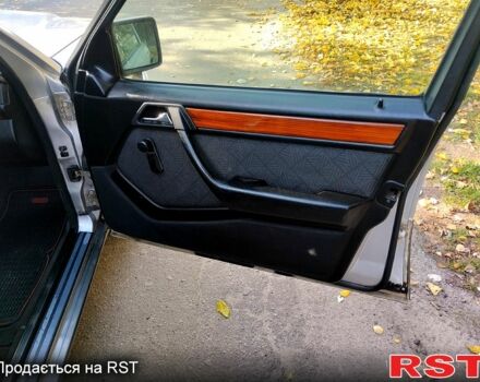 Серый Мерседес Е-Класс, объемом двигателя 2 л и пробегом 0 тыс. км за 1700 $, фото 6 на Automoto.ua