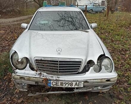 Серый Мерседес Е-Класс, объемом двигателя 2.3 л и пробегом 338 тыс. км за 1599 $, фото 2 на Automoto.ua