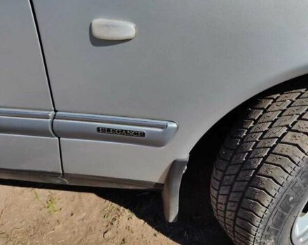 Сірий Мерседес Е-Клас, об'ємом двигуна 3 л та пробігом 383 тис. км за 5500 $, фото 1 на Automoto.ua