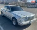 Сірий Мерседес Е-Клас, об'ємом двигуна 2 л та пробігом 540 тис. км за 2700 $, фото 1 на Automoto.ua