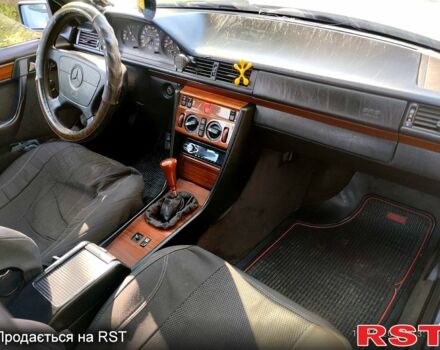 Серый Мерседес Е-Класс, объемом двигателя 2 л и пробегом 0 тыс. км за 1700 $, фото 5 на Automoto.ua