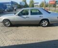 Серый Мерседес Е-Класс, объемом двигателя 2.2 л и пробегом 450 тыс. км за 2000 $, фото 1 на Automoto.ua