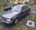 Серый Мерседес Е-Класс, объемом двигателя 3 л и пробегом 405 тыс. км за 2500 $, фото 1 на Automoto.ua