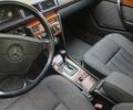 Серый Мерседес Е-Класс, объемом двигателя 3 л и пробегом 460 тыс. км за 3500 $, фото 4 на Automoto.ua