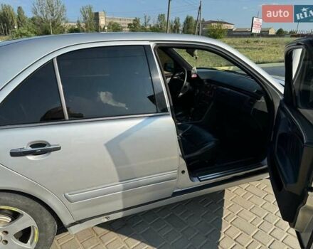 Мерседес Е-Класс 1995 в Белгород-Днестровском на Automoto.ua Серый Мерседес Е-Класс, объемом двигателя 3.2 л и пробегом 430 тыс. км за 4200 $, фото 6 на Automoto.ua