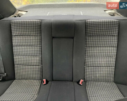 Серый Мерседес Е-Класс, объемом двигателя 3 л и пробегом 400 тыс. км за 3300 $, фото 12 на Automoto.ua