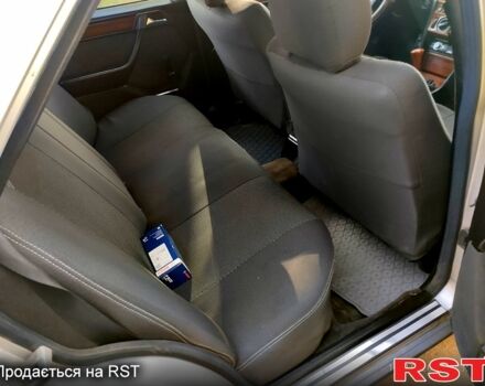 Серый Мерседес Е-Класс, объемом двигателя 2 л и пробегом 0 тыс. км за 1700 $, фото 7 на Automoto.ua