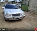 Серый Мерседес Е-Класс, объемом двигателя 2.3 л и пробегом 350 тыс. км за 3500 $, фото 1 на Automoto.ua