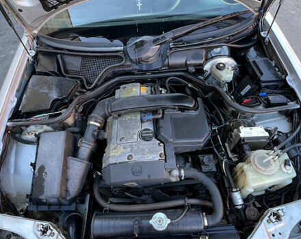 Сірий Мерседес Е-Клас, об'ємом двигуна 2 л та пробігом 440 тис. км за 2600 $, фото 8 на Automoto.ua