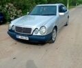 Сірий Мерседес Е-Клас, об'ємом двигуна 2.8 л та пробігом 250 тис. км за 2200 $, фото 1 на Automoto.ua
