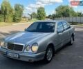 Серый Мерседес Е-Класс, объемом двигателя 2.3 л и пробегом 240 тыс. км за 3150 $, фото 1 на Automoto.ua