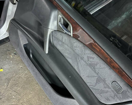 Серый Мерседес Е-Класс, объемом двигателя 2 л и пробегом 150 тыс. км за 2850 $, фото 9 на Automoto.ua