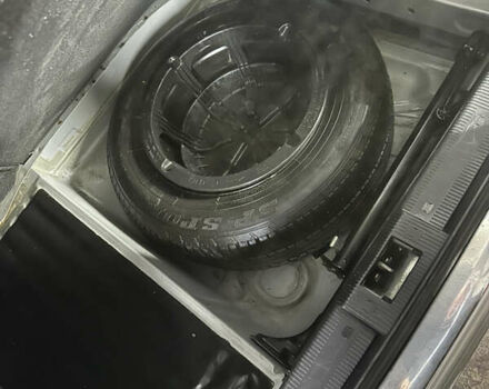 Серый Мерседес Е-Класс, объемом двигателя 2 л и пробегом 150 тыс. км за 2850 $, фото 17 на Automoto.ua