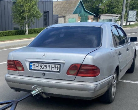 Сірий Мерседес Е-Клас, об'ємом двигуна 2.87 л та пробігом 540 тис. км за 3500 $, фото 3 на Automoto.ua