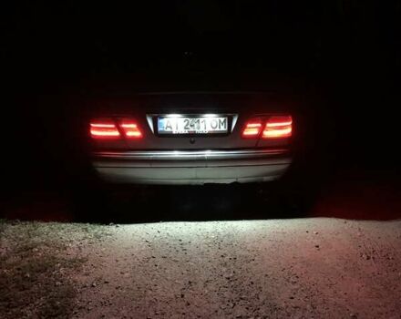 Сірий Мерседес Е-Клас, об'ємом двигуна 2.8 л та пробігом 500 тис. км за 3100 $, фото 3 на Automoto.ua