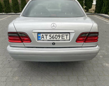 Серый Мерседес Е-Класс, объемом двигателя 2 л и пробегом 348 тыс. км за 3700 $, фото 7 на Automoto.ua