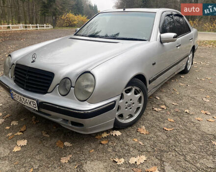 Серый Мерседес Е-Класс, объемом двигателя 2 л и пробегом 450 тыс. км за 2999 $, фото 11 на Automoto.ua