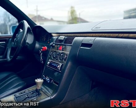 Сірий Мерседес Е-Клас, об'ємом двигуна 2 л та пробігом 270 тис. км за 2800 $, фото 7 на Automoto.ua