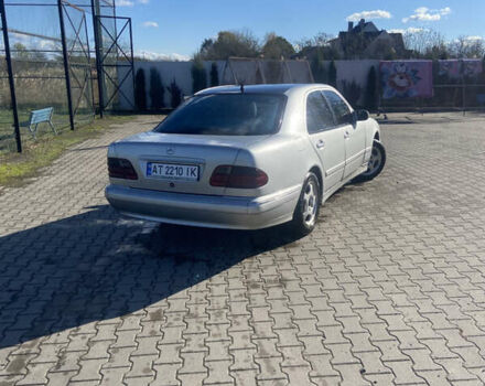 Сірий Мерседес Е-Клас, об'ємом двигуна 2.2 л та пробігом 300 тис. км за 3000 $, фото 3 на Automoto.ua