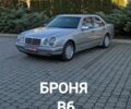 Серый Мерседес Е-Класс, объемом двигателя 5 л и пробегом 231 тыс. км за 11000 $, фото 1 на Automoto.ua