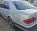 Сірий Мерседес Е-Клас, об'ємом двигуна 3 л та пробігом 270 тис. км за 2100 $, фото 8 на Automoto.ua