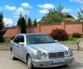 Сірий Мерседес Е-Клас, об'ємом двигуна 4.2 л та пробігом 200 тис. км за 2650 $, фото 1 на Automoto.ua