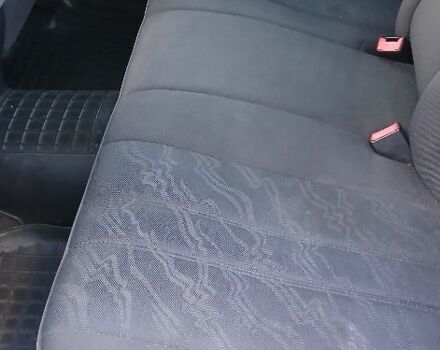 Серый Мерседес Е-Класс, объемом двигателя 2 л и пробегом 344 тыс. км за 3300 $, фото 14 на Automoto.ua