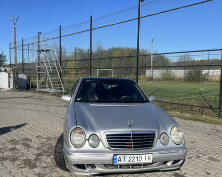 Сірий Мерседес Е-Клас, об'ємом двигуна 2.2 л та пробігом 300 тис. км за 3000 $, фото 7 на Automoto.ua