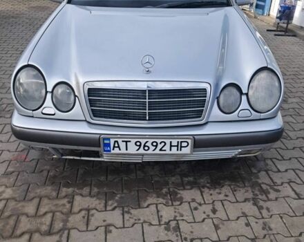 Сірий Мерседес Е-Клас, об'ємом двигуна 3 л та пробігом 270 тис. км за 2100 $, фото 3 на Automoto.ua