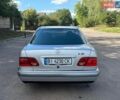 Серый Мерседес Е-Класс, объемом двигателя 2.3 л и пробегом 240 тыс. км за 3150 $, фото 3 на Automoto.ua