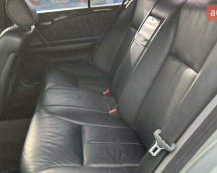 Серый Мерседес Е-Класс, объемом двигателя 2.8 л и пробегом 346 тыс. км за 4800 $, фото 24 на Automoto.ua