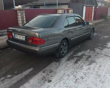 Сірий Мерседес Е-Клас, об'ємом двигуна 3 л та пробігом 180 тис. км за 5800 $, фото 8 на Automoto.ua