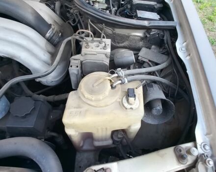 Серый Мерседес Е-Класс, объемом двигателя 2.9 л и пробегом 257 тыс. км за 2400 $, фото 17 на Automoto.ua