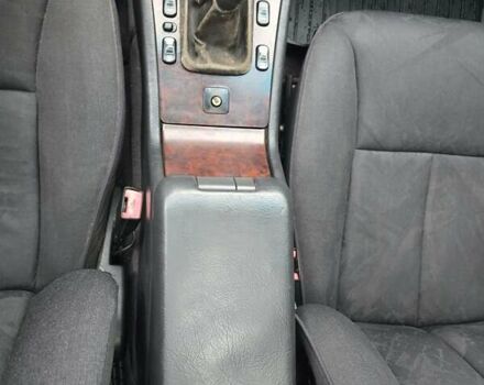 Сірий Мерседес Е-Клас, об'ємом двигуна 2 л та пробігом 245 тис. км за 3750 $, фото 55 на Automoto.ua