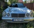 Сірий Мерседес Е-Клас, об'ємом двигуна 2 л та пробігом 325 тис. км за 3159 $, фото 1 на Automoto.ua