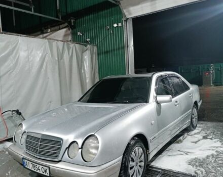 Серый Мерседес Е-Класс, объемом двигателя 2.2 л и пробегом 340 тыс. км за 2550 $, фото 5 на Automoto.ua