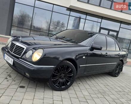 Сірий Мерседес Е-Клас, об'ємом двигуна 2 л та пробігом 245 тис. км за 3750 $, фото 62 на Automoto.ua