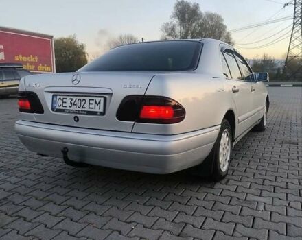 Сірий Мерседес Е-Клас, об'ємом двигуна 2.2 л та пробігом 400 тис. км за 4650 $, фото 5 на Automoto.ua