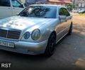 Сірий Мерседес Е-Клас, об'ємом двигуна 2.8 л та пробігом 300 тис. км за 5000 $, фото 1 на Automoto.ua