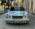Серый Мерседес Е-Класс, объемом двигателя 2 л и пробегом 364 тыс. км за 2000 $, фото 1 на Automoto.ua