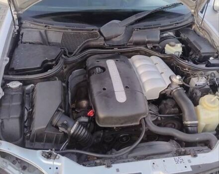 Сірий Мерседес Е-Клас, об'ємом двигуна 2.2 л та пробігом 400 тис. км за 4650 $, фото 17 на Automoto.ua